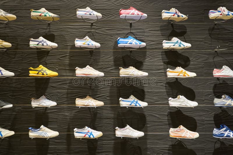 onitsuka tiger harbour city