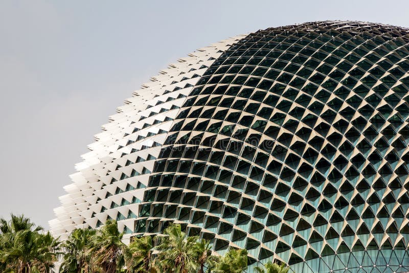 Singapore Landmark: Esplanade Theatres on the Bay