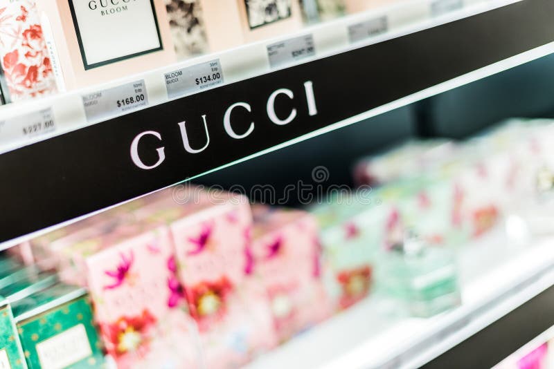 gucci store perfume