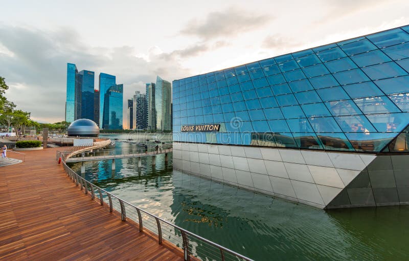 The Iconic Floating LV Store At Marina Bay Stock Photo, Picture and Royalty  Free Image. Image 65921999.