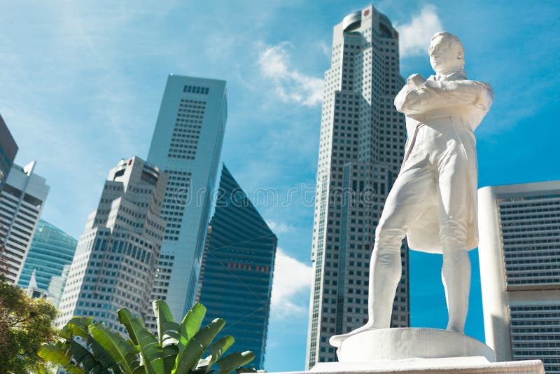 Singapore. Sir Raffles statue