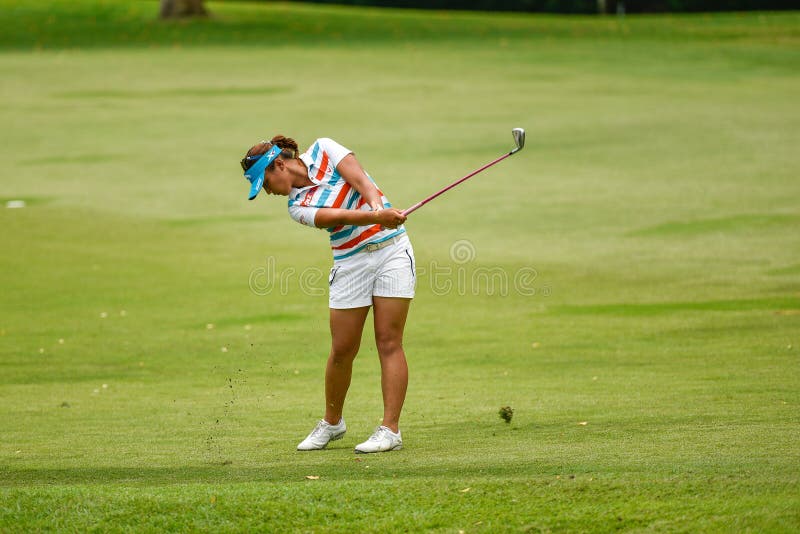 Singapour le 8 mars 2015 : Lydia Ko joue le championnat des femmes de HSBC images stock Singapour le 8 mars 2015 : Lydia Ko joue le championnat des femmes de HSBC images stock