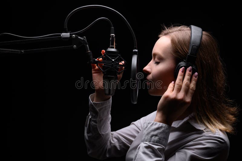 Singer, Blogger, Voice Acting. Work in the Studio with a Studio