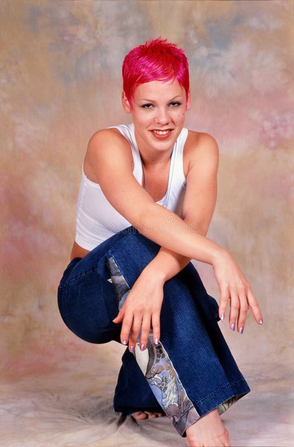 Female Singer Pink Editorial Photo. Image Of Pink, Grammy - 139842221
