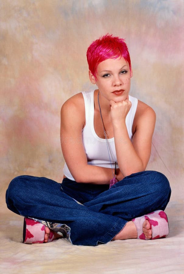 30,648 Pink Singer Photos & High Res Pictures - Getty Images