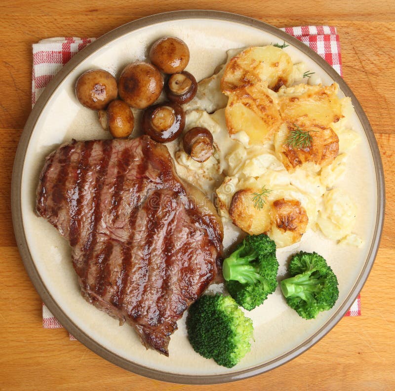 Sirloin Steak Dinner stock image. Image of vegetables 33604855