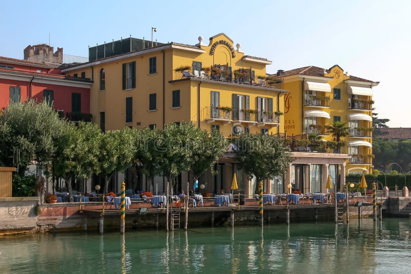 SIRMIONE, LAKE GARDA/ITALY - OCTOBER 27 : Hotel Sirmione at Lake ...