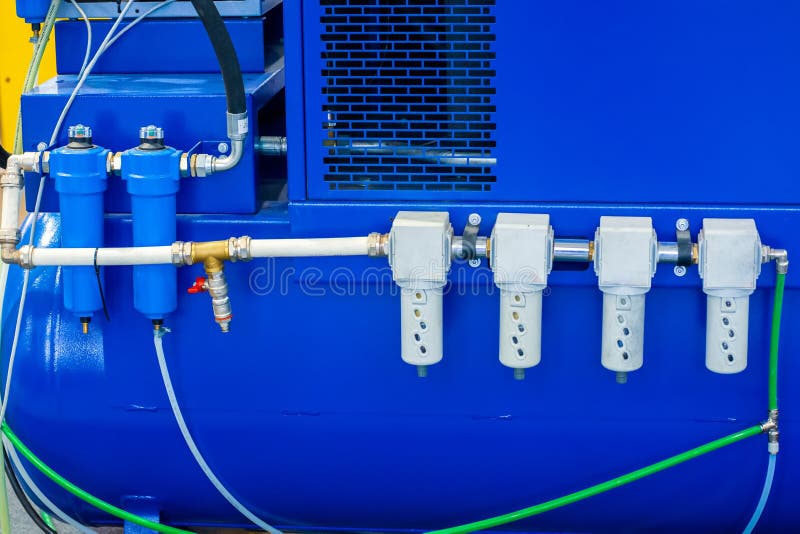Sistema de filtragem do ar num compressor industrial imagens de stock royalty free