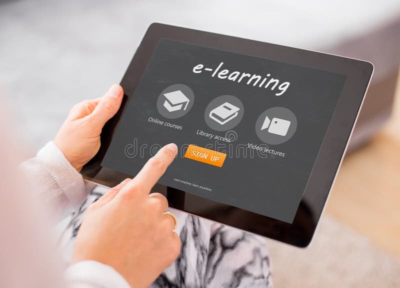 Site Web d'apprentissage en ligne d'échantillon sur la tablette photographie stock