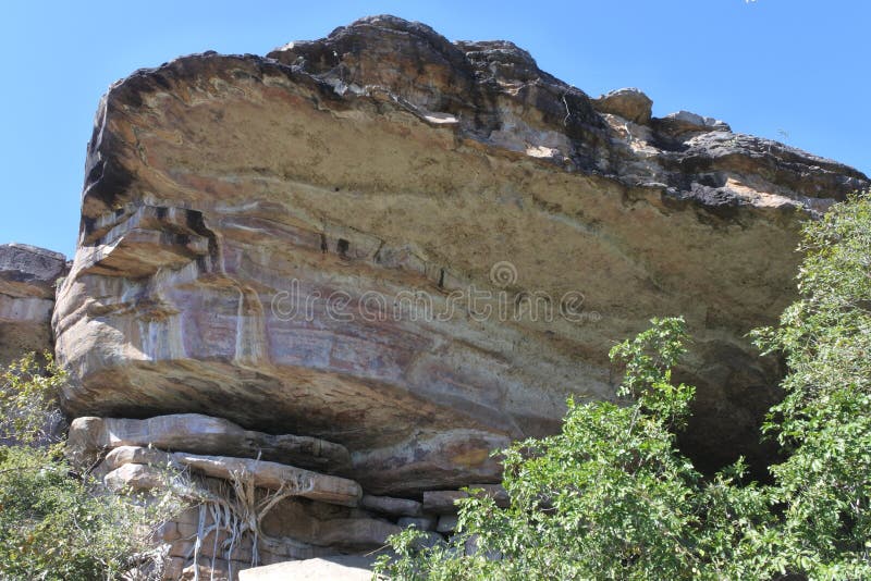 Sito di arte della roccia di Ubirr in Territorio del Nord del parco nazionale di Kakadu dell'Australia fotografia stock libera da diritti Sito di arte della roccia di Ubirr in Territorio del Nord del parco nazionale di Kakadu dell'Australia fotografia stock libera da diritti