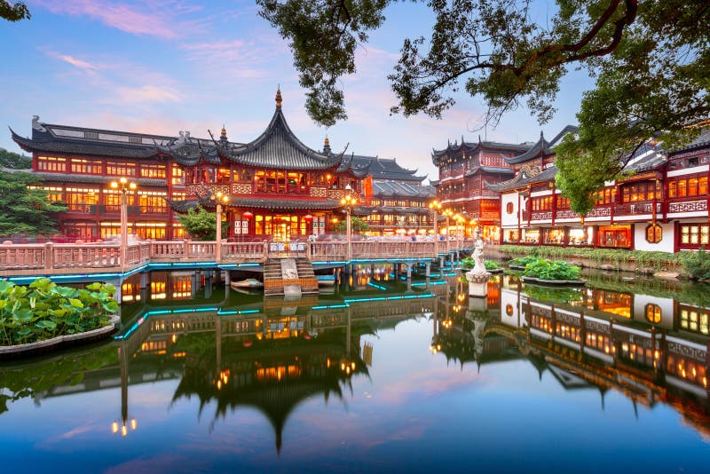 Sjangai china-synen på det traditionella yuyuanska trädgårdsområdet arkivfoto