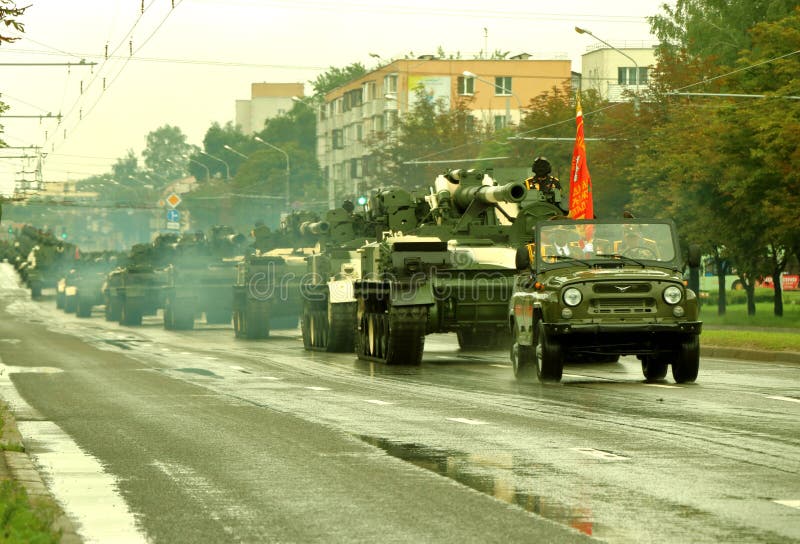 Heavy caterpillar howitzers on the streets after the parade on independence day. Minsk Belarus  July 3 2018. Heavy caterpillar howitzers on the streets after the parade on independence day. Minsk Belarus  July 3 2018