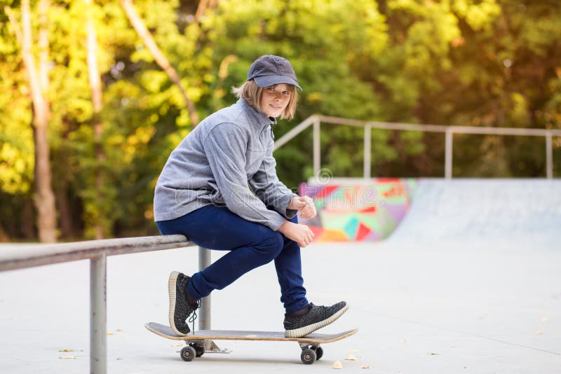 Skater Girl On Skatepark Moving On Skateboard Outdoors Copy Space 