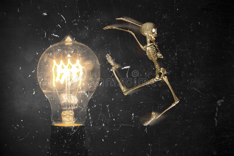 Skeleton Escape Lightbulb