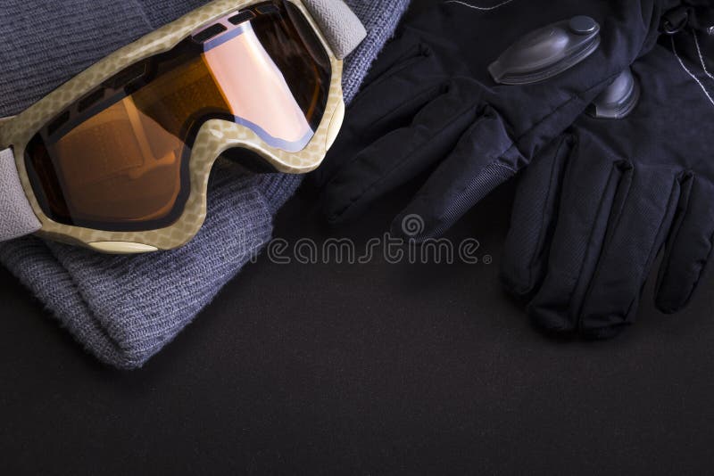 Ski goggles hat and gloves stock photography Ski goggles hat and gloves stock photography