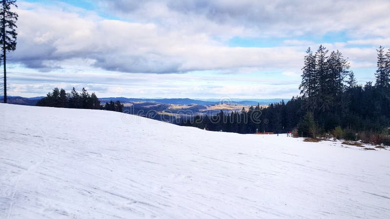 Ski Slope in Lipno, Czechia royalty-vrije stock fotografie