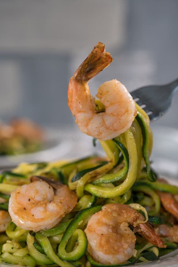 Skinny Shrimp Scampi with Zucchini Noodles Stock Photo - Image of ...