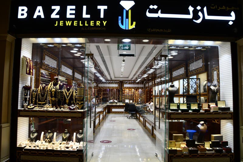 Sklep z biżuterią bazelt w centrum handlowym etihad w dubaju obrazy stock