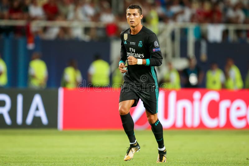 REAL MADRID V MANCHESTER UNITED: UEFA SUPER CUP royalty free stock photos REAL MADRID V MANCHESTER UNITED: UEFA SUPER CUP royalty free stock photos