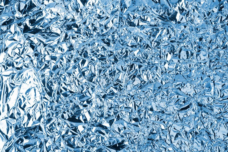 Skrynkligt ljust - blänker skinande texturbakgrund för blå folie, den ljusa skinande kalla iskalla designen som är metallisk ytte arkivfoto