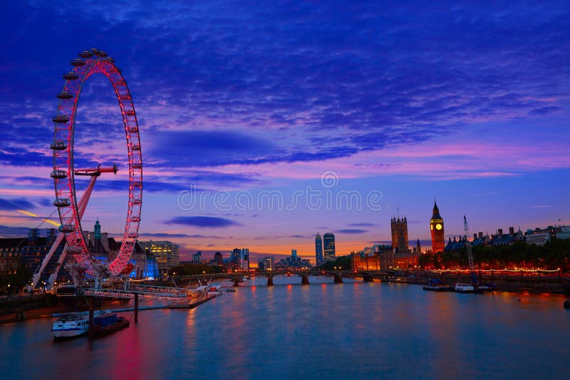 Olho De Londres Durante O Por Do Sol Em Londres, Inglaterra, Reino