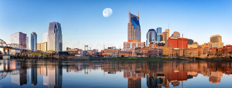 Skyline de Nashville de manhã imagem de stock royalty free