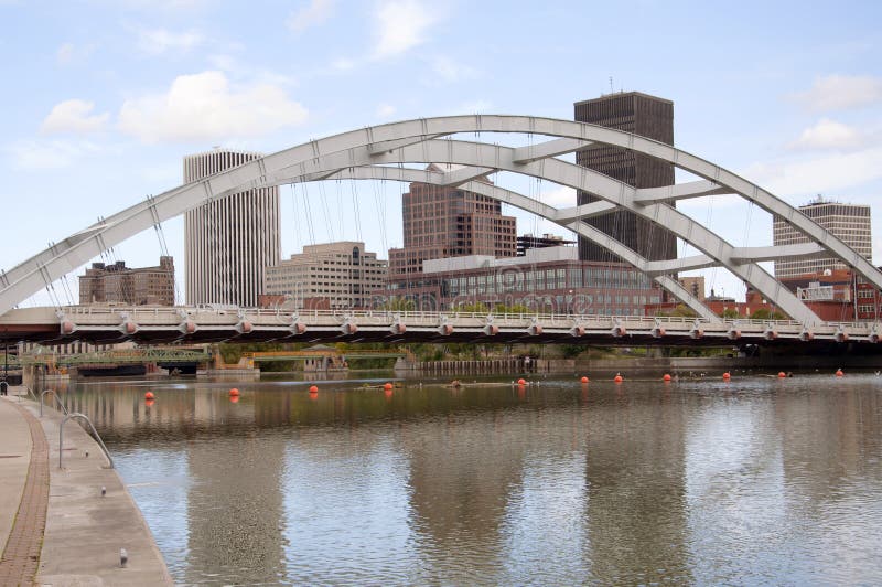 Skyline de Rochester, New York, EUA fotografia de stock royalty free Skyline de Rochester, New York, EUA fotografia de stock royalty free