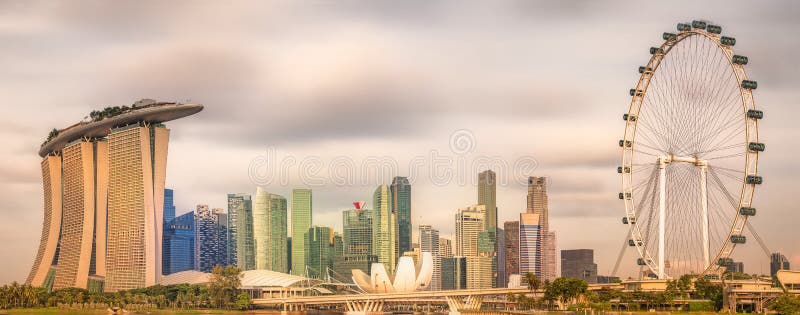 Horizonte de Singapura e vista da Marina Bay foto de stock