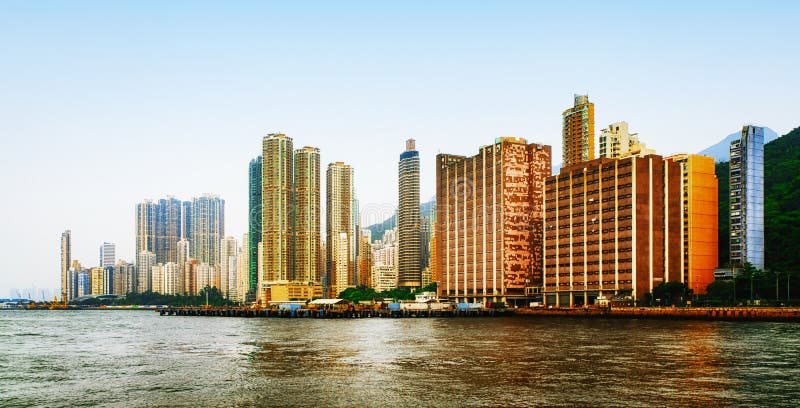 Skyline di Hong Kong - città grattacieli della città di Victoria fotografie stock Skyline di Hong Kong - città grattacieli della città di Victoria fotografie stock