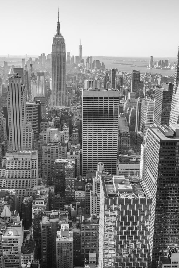 Skyline do centro de New York City, Manhattan, preto e branco fotos de stock