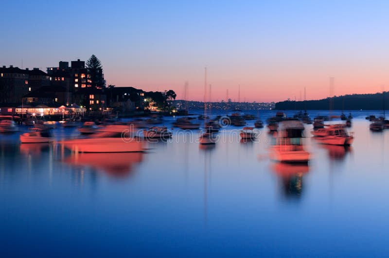 skymninghamn sydney arkivfoto skymninghamn sydney arkivfoto