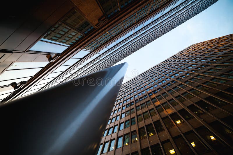 Skyskrapor i i stadens centrum Moskva prospekterar på himlen fotografering för bildbyråer Skyskrapor i i stadens centrum Moskva prospekterar på himlen fotografering för bildbyråer