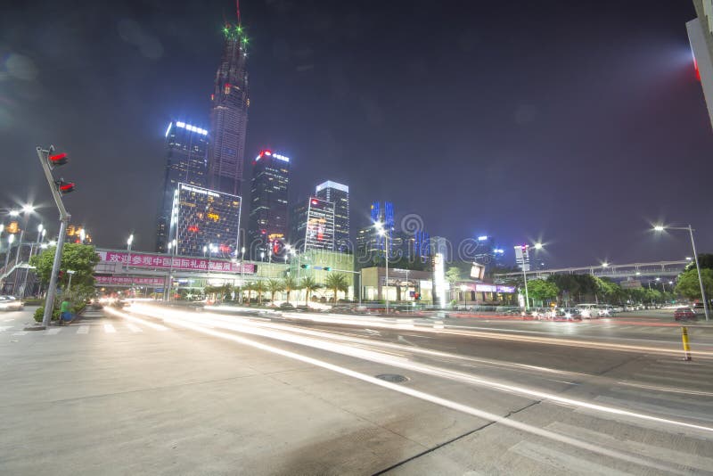 Skyskrapor som bygger i den shenzhen staden royaltyfri fotografi Skyskrapor som bygger i den shenzhen staden royaltyfri fotografi