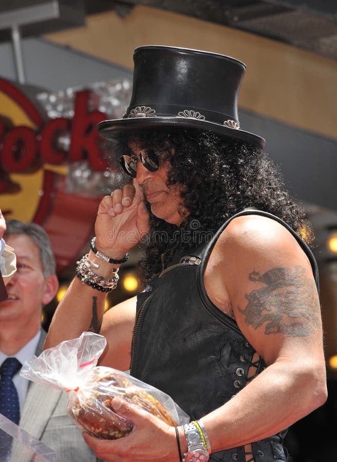 Slash Guns N' Roses inducted into Hollywood's Rock Walk, held at the Guitar  Center Hollywood, California - 17.01.07 Stock Photo - Alamy