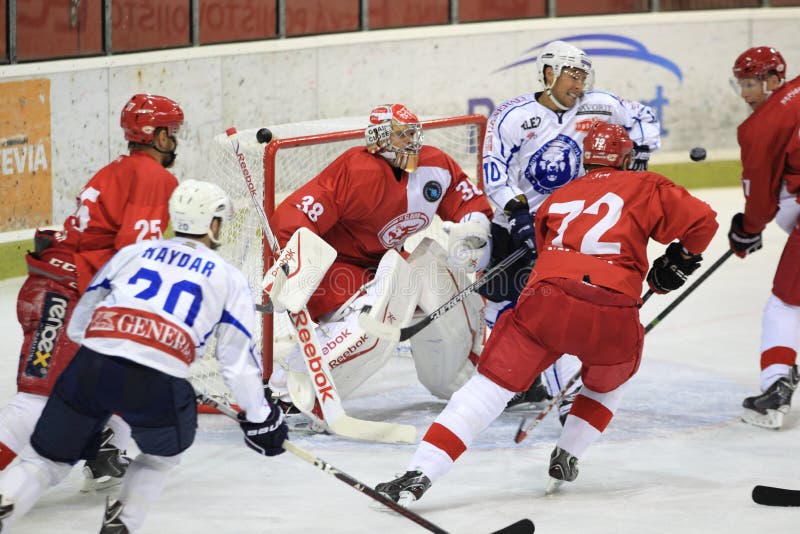 Equipe de Slavia Praga imagem de stock editorial. Imagem de campo - 12556149