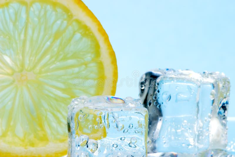 Slice of lemon and ice cubes