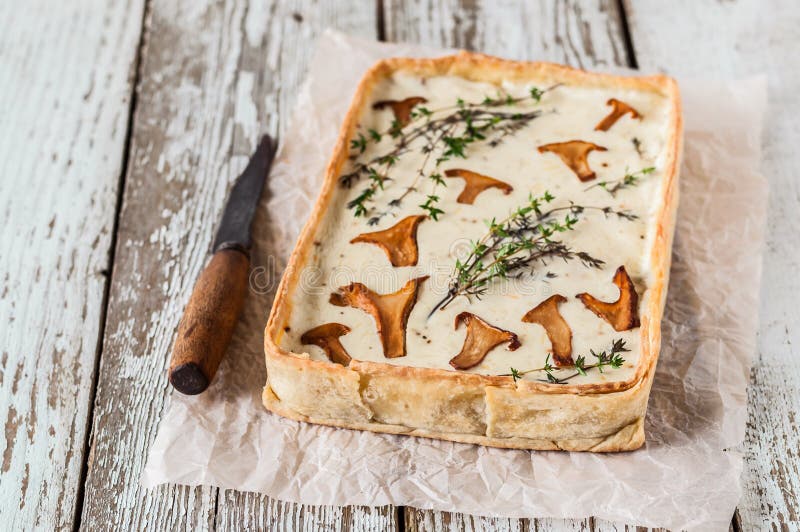 Chanterelle and Thyme Tart stock image. Image of botanic 100517149