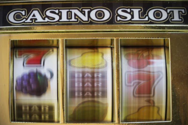 Retro slot machine spinning fast