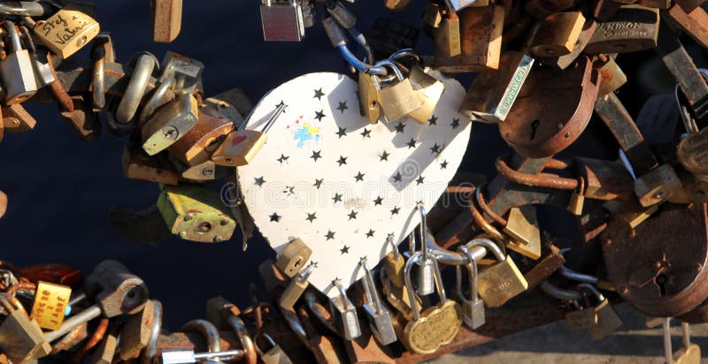 Lokken van liefde stock afbeeldingen