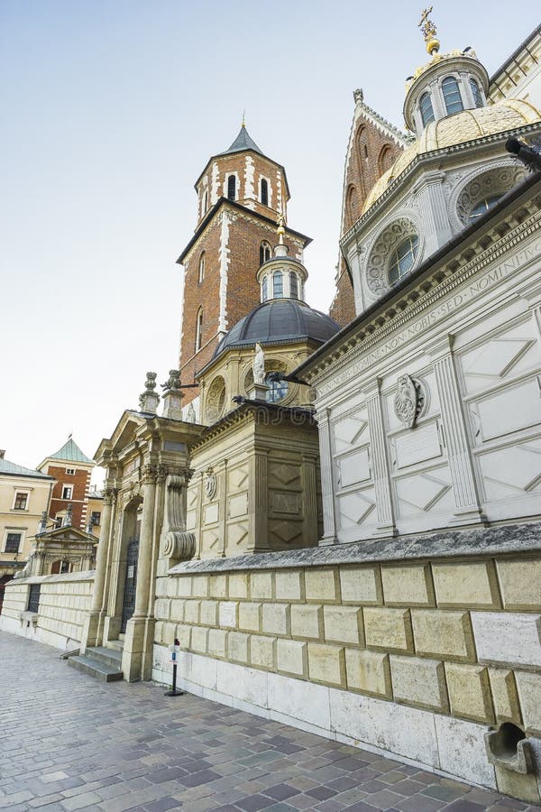 slotthistoriekrakow medeltida minnes- poland wawel royaltyfria foton slotthistoriekrakow medeltida minnes- poland wawel royaltyfria foton
