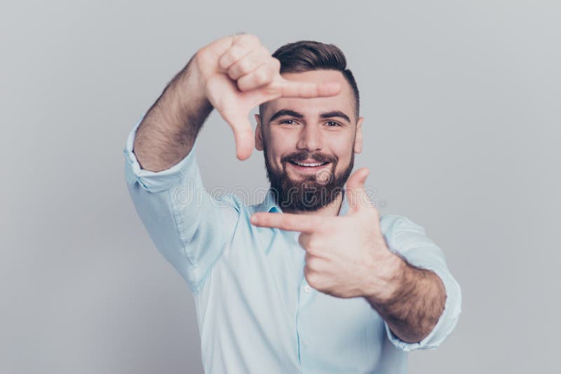 Sluit omhoog fotoportret van opgewekte vrolijke varkenshaar ongeschoren stu stock foto Sluit omhoog fotoportret van opgewekte vrolijke varkenshaar ongeschoren stu stock foto