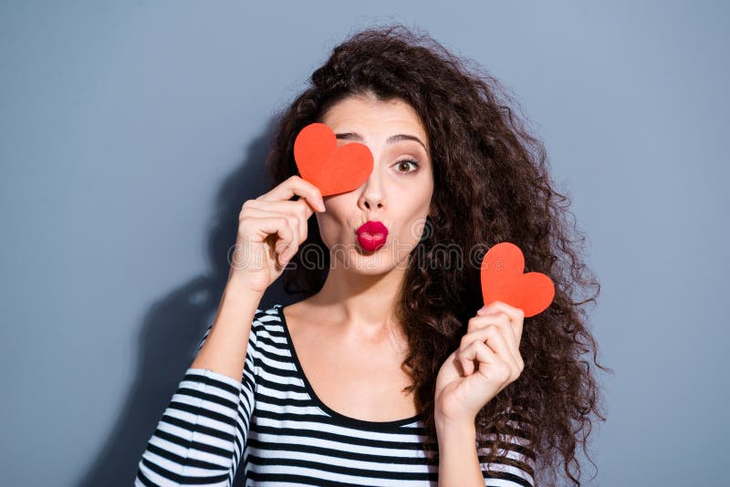 Sluit omhoog het portret van de beeldfoto van het aardige blije leuke zoete optimistische mooie verrukkelijke funky betoverende z royalty-vrije stock afbeelding Sluit omhoog het portret van de beeldfoto van het aardige blije leuke zoete optimistische mooie verrukkelijke funky betoverende z royalty-vrije stock afbeelding