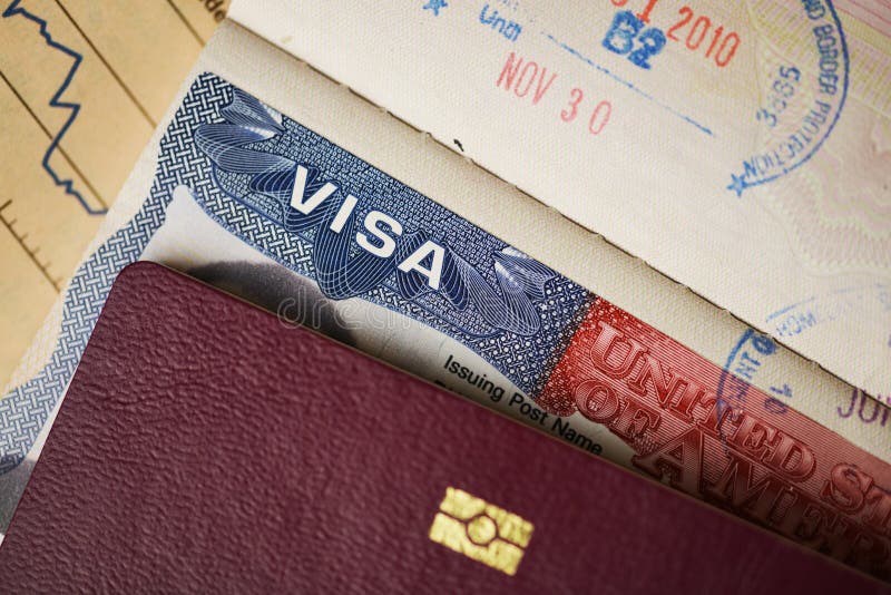 Sluit omhoog van Amerikaans Visum op paspoort, officieel document verplicht voor toeristen op de V.S.