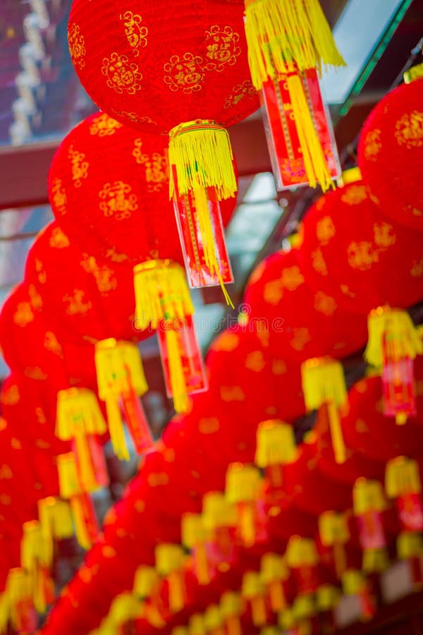 Sluit omhoog van decoratieve die lantaarns rond Chinatown, Singapore worden verspreid Het Nieuwjaar van China ` s Jaar van de Hon royalty-vrije stock afbeeldingen Sluit omhoog van decoratieve die lantaarns rond Chinatown, Singapore worden verspreid Het Nieuwjaar van China ` s Jaar van de Hon royalty-vrije stock afbeeldingen