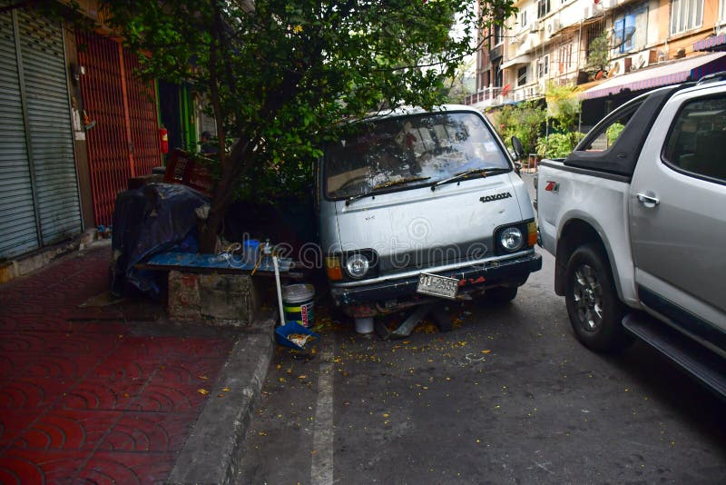 Slum and poverty in the streets of Bangkok royalty free stock photos