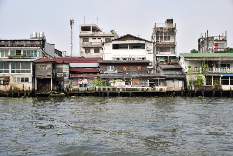 Slum and poverty in the streets of Bangkok stock photography