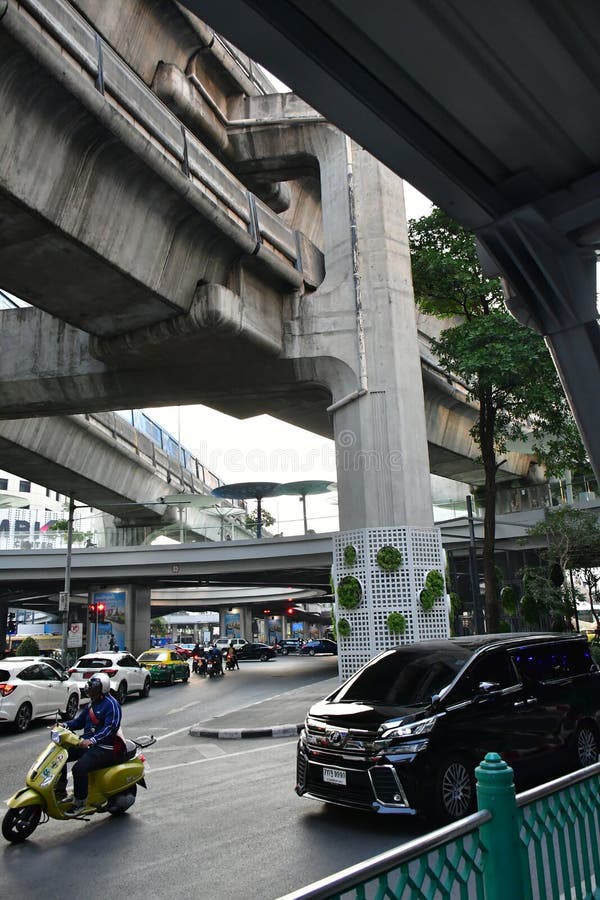 Slum and poverty in the streets of Bangkok royalty free stock images