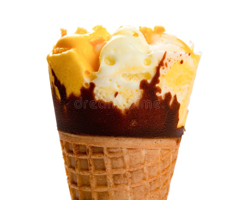 Slut för kotte för mango- & chokladanstrykningglass upp på vitt med urklippbanan fotografering för bildbyråer Slut för kotte för mango- & chokladanstrykningglass upp på vitt med urklippbanan fotografering för bildbyråer