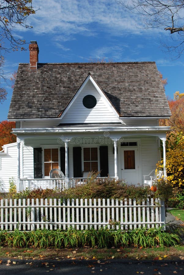 60+ Upstate New York House Stock Photos, Pictures & Royalty-Free