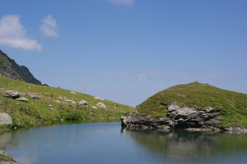 Small lake on Transfagarasan royalty free stock images Small lake on Transfagarasan royalty free stock images